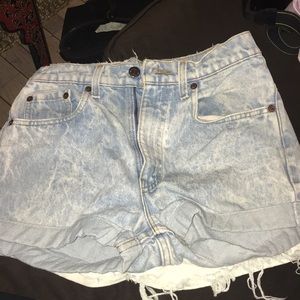 High waisted Vintage Levi shorts.